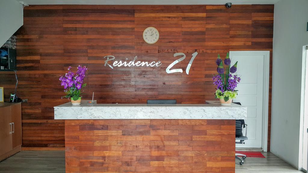 Residence 21 Boutique Inn Miri Exterior photo